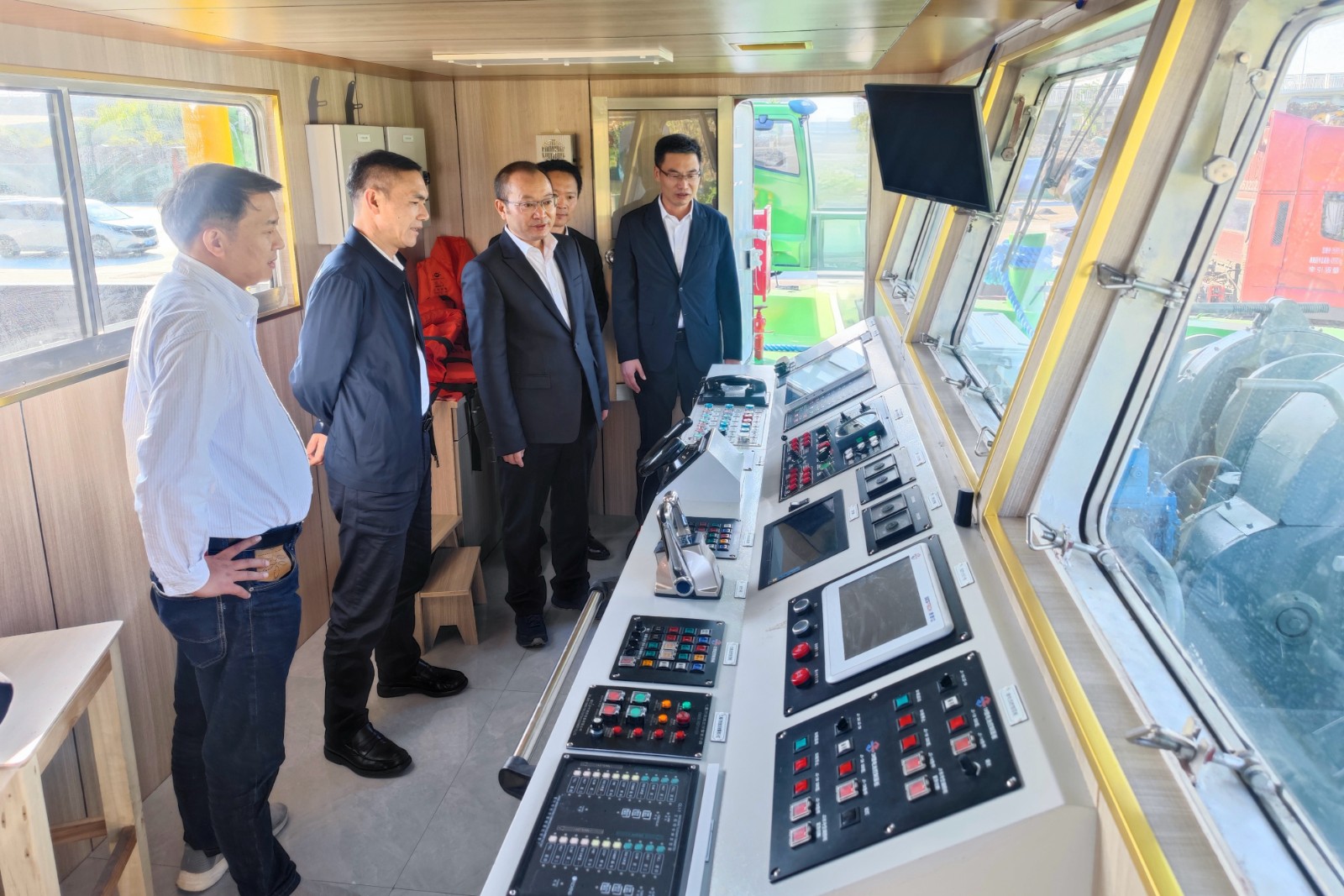 1729685460610207.jpg 844719f7b2743c442ed5bc6d6f6f3a3.jpg