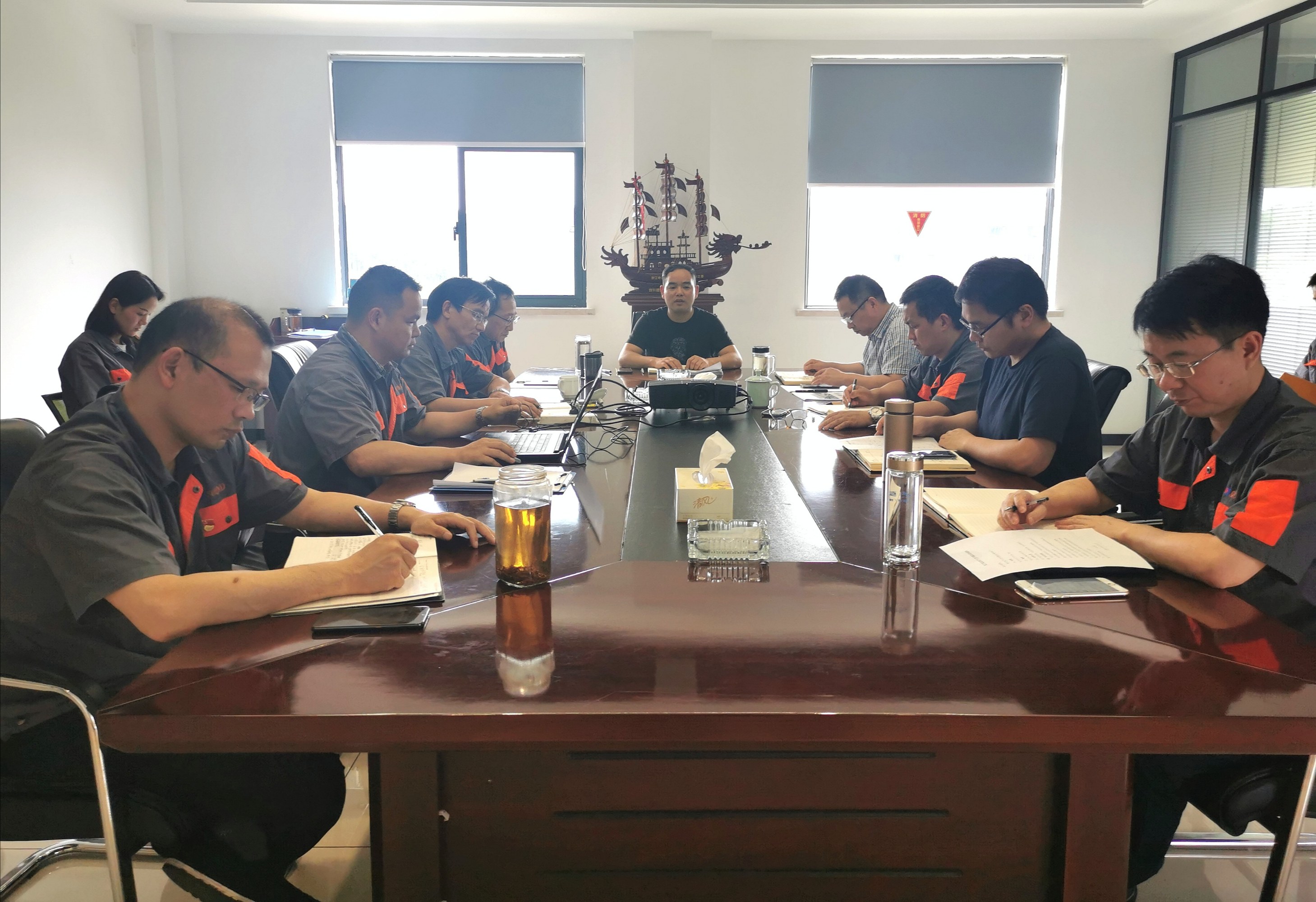 申達(dá)公司召開安全生產(chǎn)工作專題會(huì)議