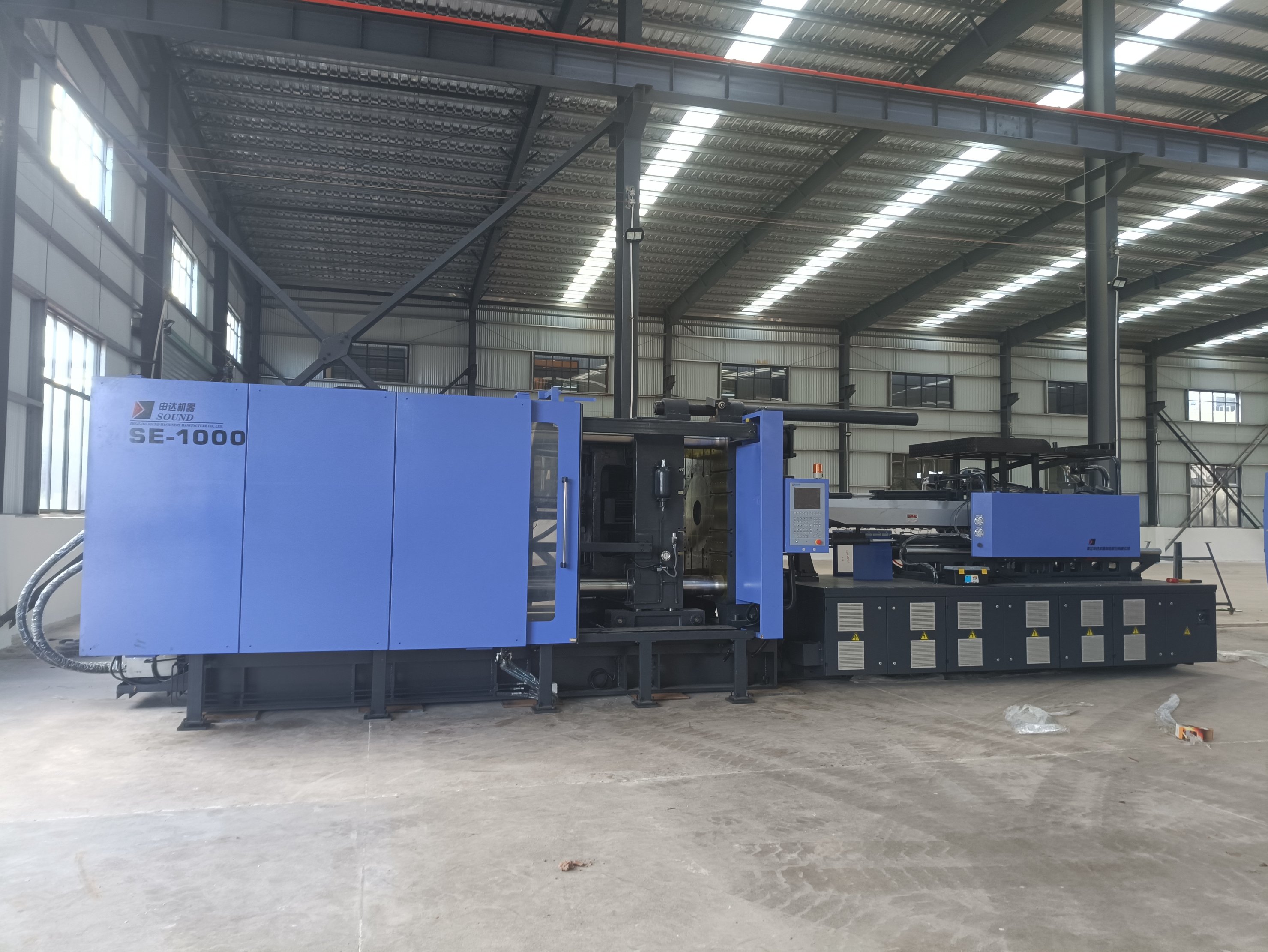 “零突破”！省二輕集團(tuán)首單注塑機(jī)融資租賃業(yè)務(wù)簽訂