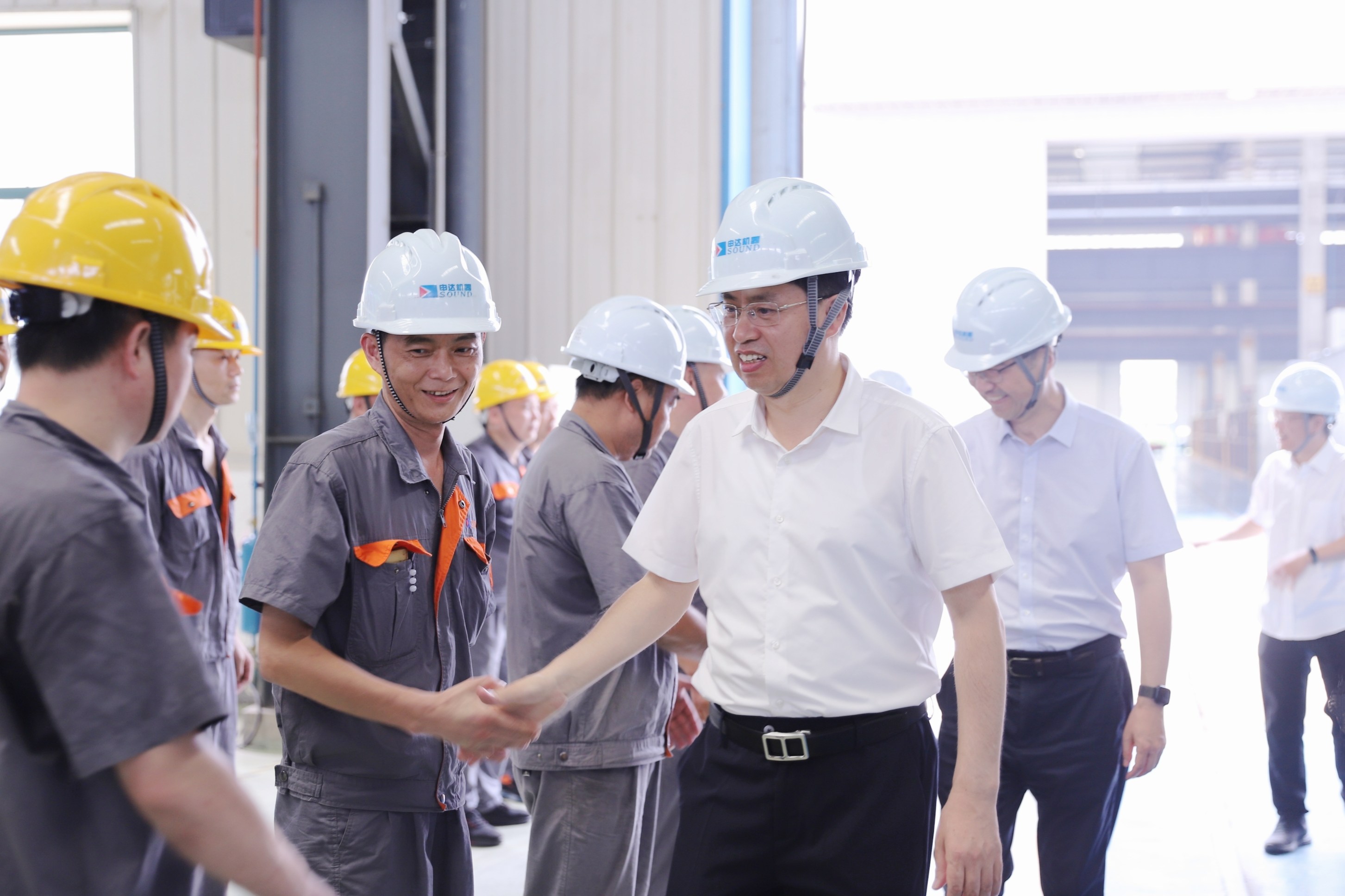 集團公司黨委書記、董事長楊勝杰一行赴申達機器公司開展主題教育調(diào)研 傳達貫徹省委十五屆三次全會精神