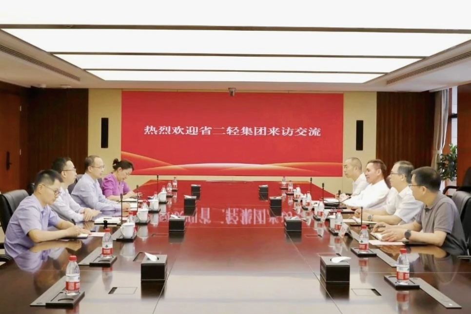 孫哲君一行到浙資運(yùn)營、機(jī)場集團(tuán)和文投集團(tuán)走訪交流